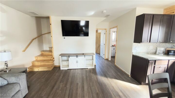 Property Photo: 5919 Lake 28 OH 44004