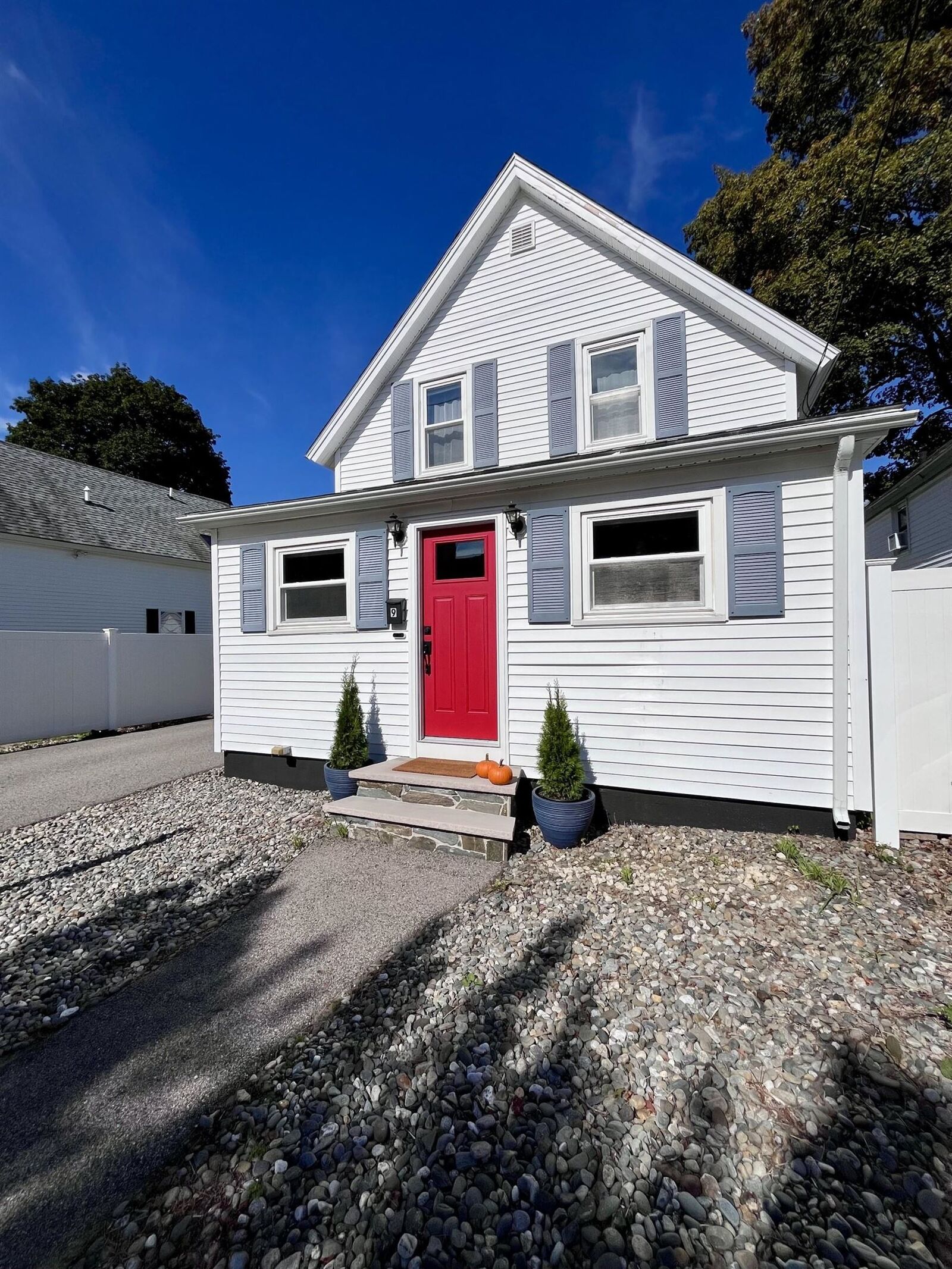 Property Photo:  9 Charter Street  NH 03833 