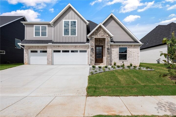 Property Photo: 6706 Brilliance Terrace AR 72713
