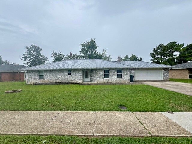 1320 W Lela Street  Rogers AR 72758 photo