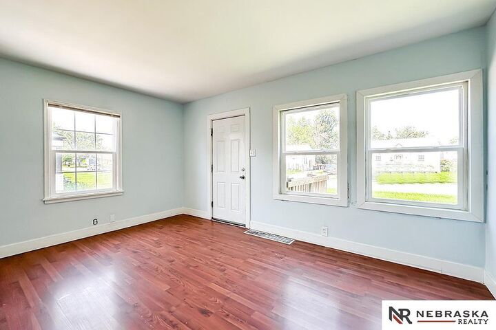 Property Photo: 3015 Avenue G IA 51501