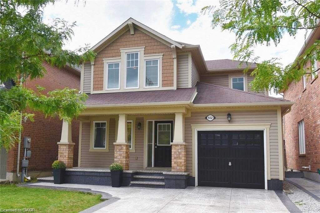 Property Photo:  932 Rigo Crossing  ON L9T 8C6 