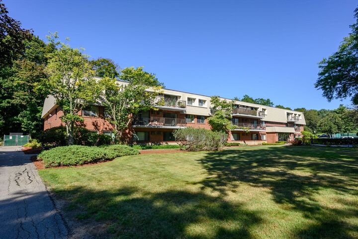 575 Broad St 313  Weymouth MA 02189 photo
