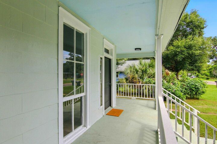 Property Photo:  1215 N U St  FL 32505 