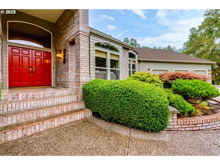 Property Photo: 85789 Lorane Hwy OR 97405