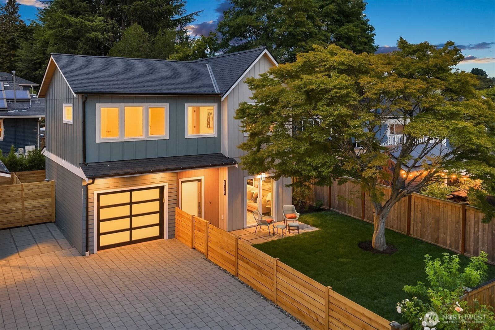 Property Photo: 6718 Dibble Avenue NW WA 98117
