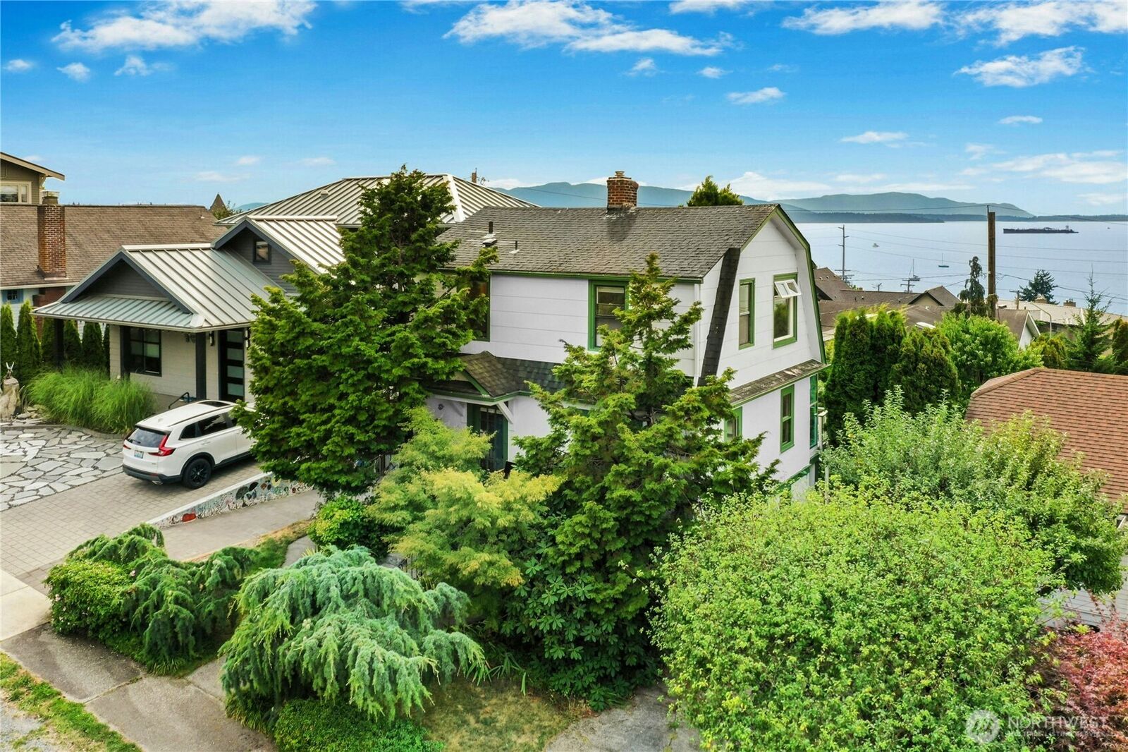 Property Photo: 510 13th Street WA 98225