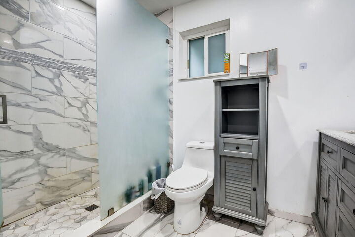 Property Photo:  6445 Charleston Street  FL 33024 