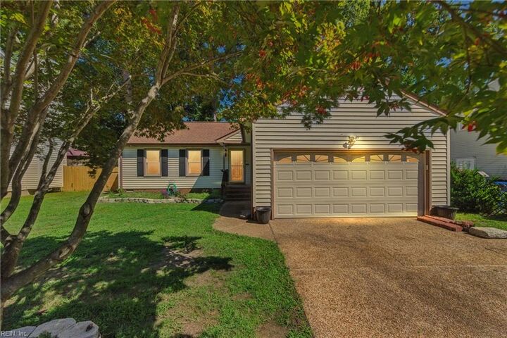 477 Wyn Dr  Newport News VA 23608 photo