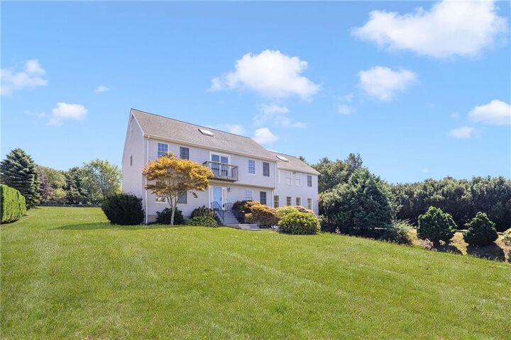 18 Jh Dwyer Drive  Middletown RI 02842 photo