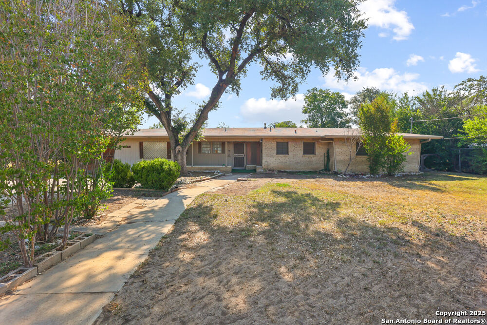 Property Photo:  414 E Cheryl Dr  TX 78228 