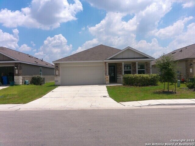 Property Photo: 341 Cordova Crossing TX 78155