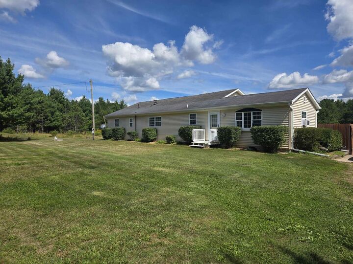 Property Photo: 942 13th Avenue WI 54613