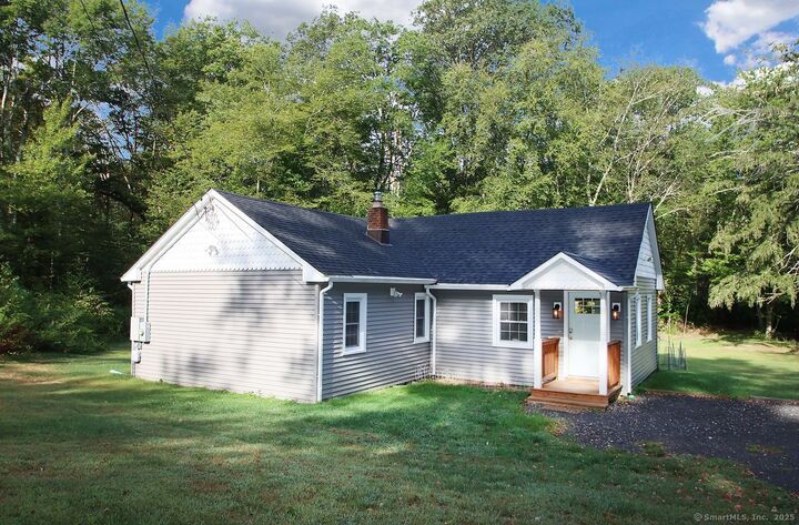 Property Photo: 314R Blue Hills Road CT 06422
