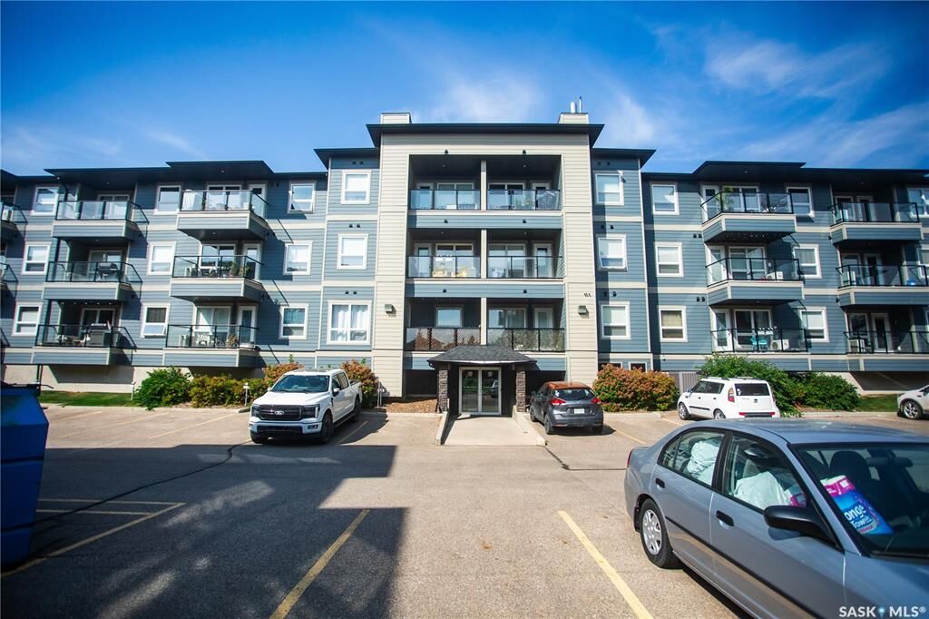 Property Photo: 108 Willis Crescent 4205 SK S7T 0W8