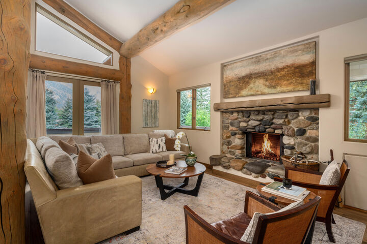 Property Photo: 204 Jade St ID 83340