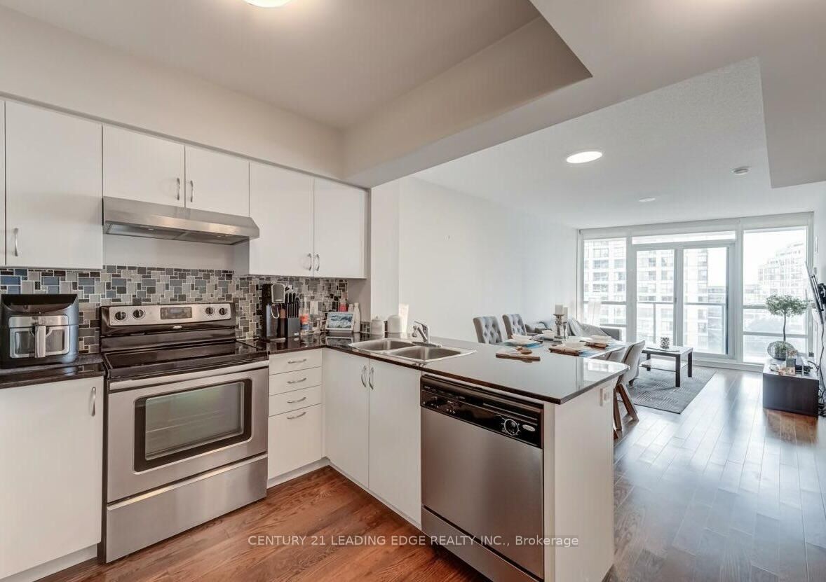 Property Photo:  2240 Lake Shore Boulevard W 601  ON M8V 1A5 