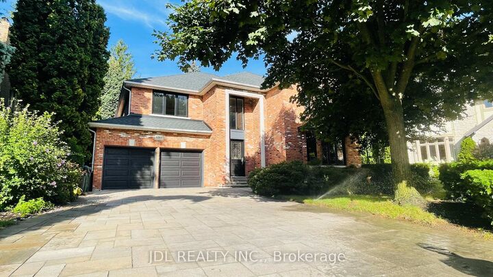 Photo de la propriété: 1283 Lindburgh Court ON L5H 4J2