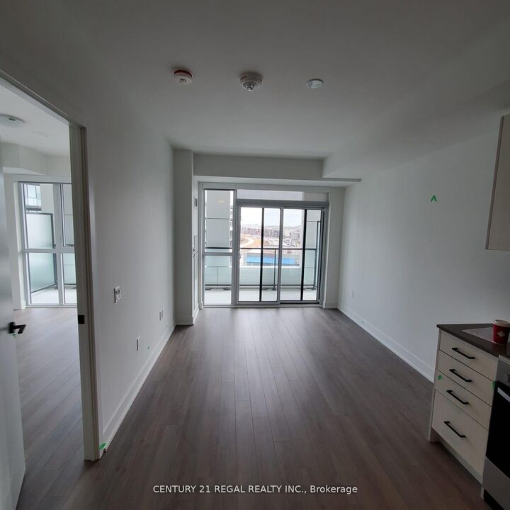Property Photo: 50 George Butchart Drive 609 ON M3K 0C9