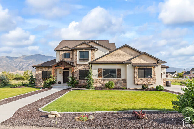 Property Photo: 391 W 2300 S UT 84701