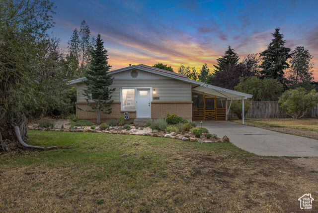 Property Photo:  120 E 300 N  UT 84036 