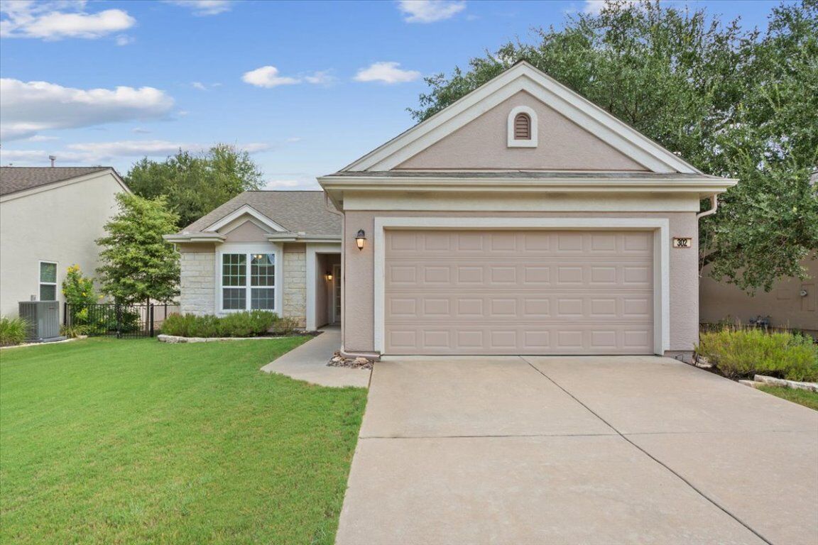 Property Photo: 302 Klondike Drive TX 78633