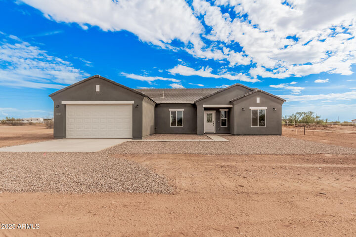 Property Photo: 10587 E Kristen Lane AZ 85143