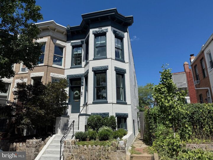 326 D Street NE  Washington DC 20002 photo