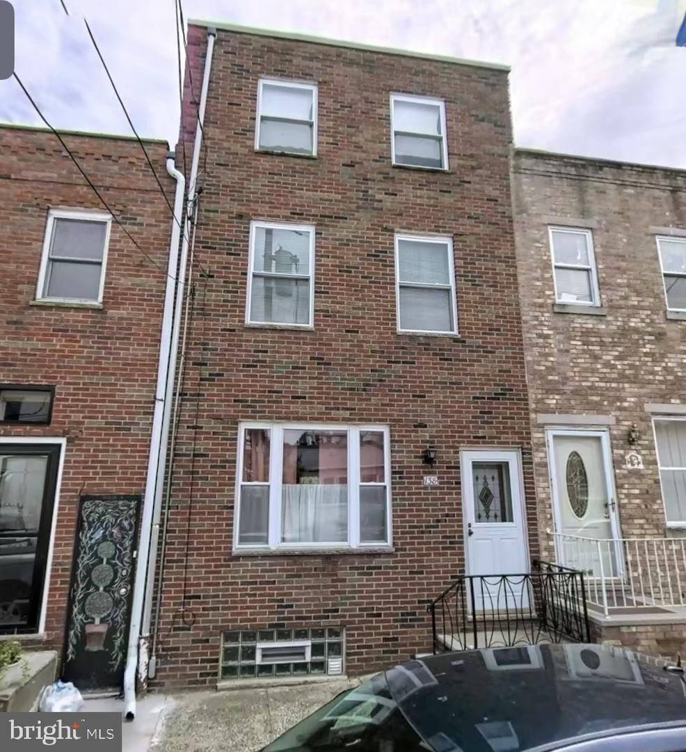 Property Photo:  138 Pierce Street  PA 19148 