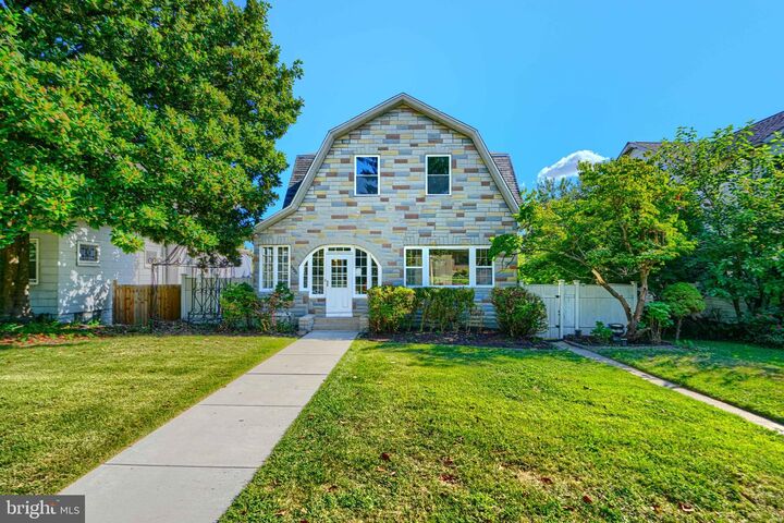 2220 Lake Avenue  Baltimore MD 21213 photo