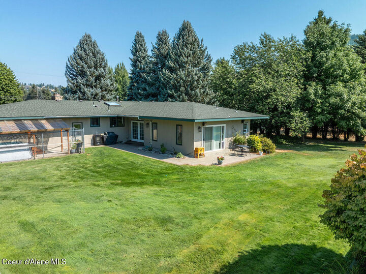 Property Photo:  1772 E Hanley Ave  ID 83815 