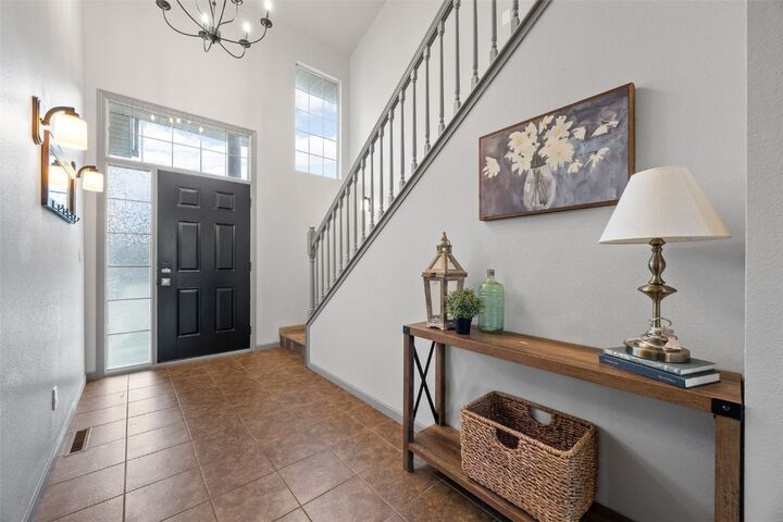 Property Photo: 282 Hickory Ct IA 52340