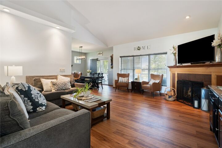 Property Photo: 701 Plum Street IA 52333