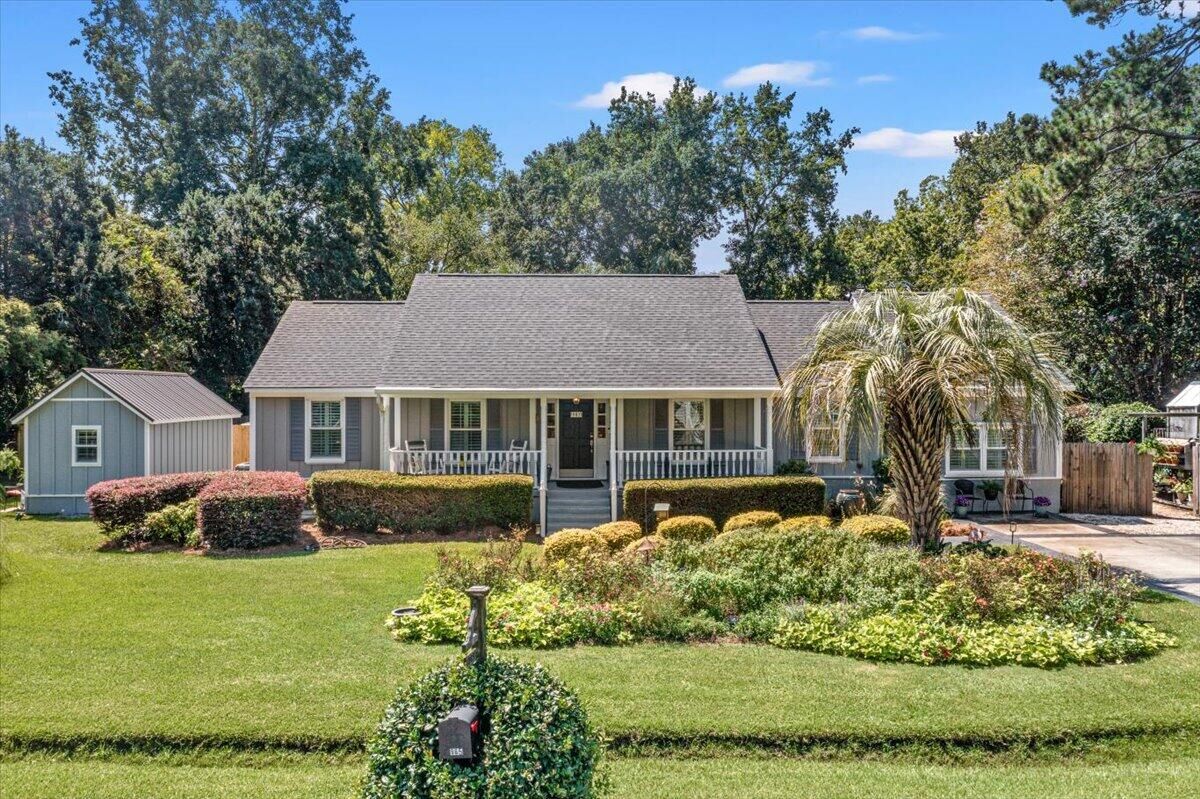 Property Photo:  965 Mooring Drive  SC 29412 