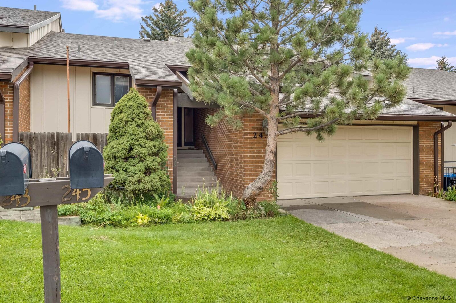 Property Photo: 245 Lake Shore Dr WY 82009