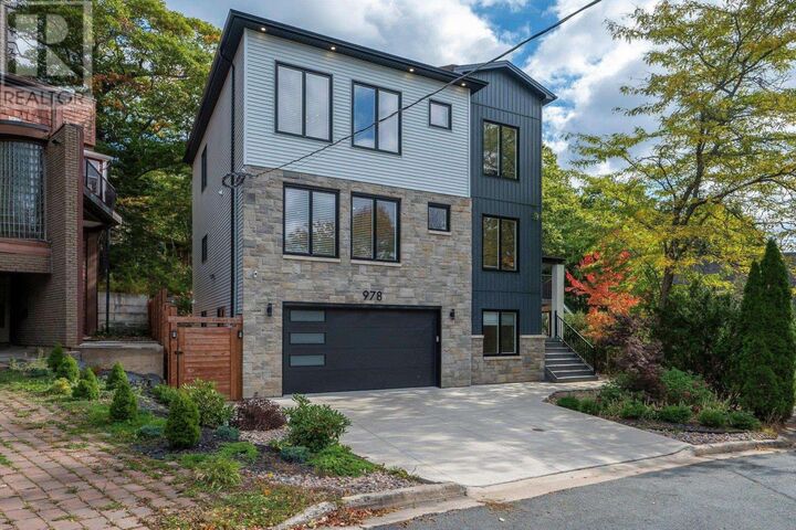 978 Winwick Road  Halifax NS B3H 4L5 photo