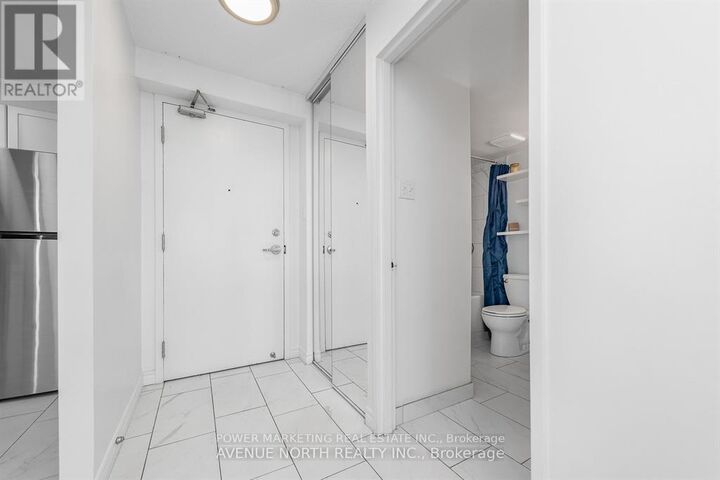 Property Photo:  1440 Heron Road 601  ON K1V 0X2 
