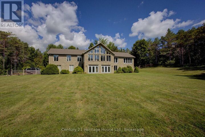 Property Photo:  323179 Durham Road East  ON N0G 1R0 