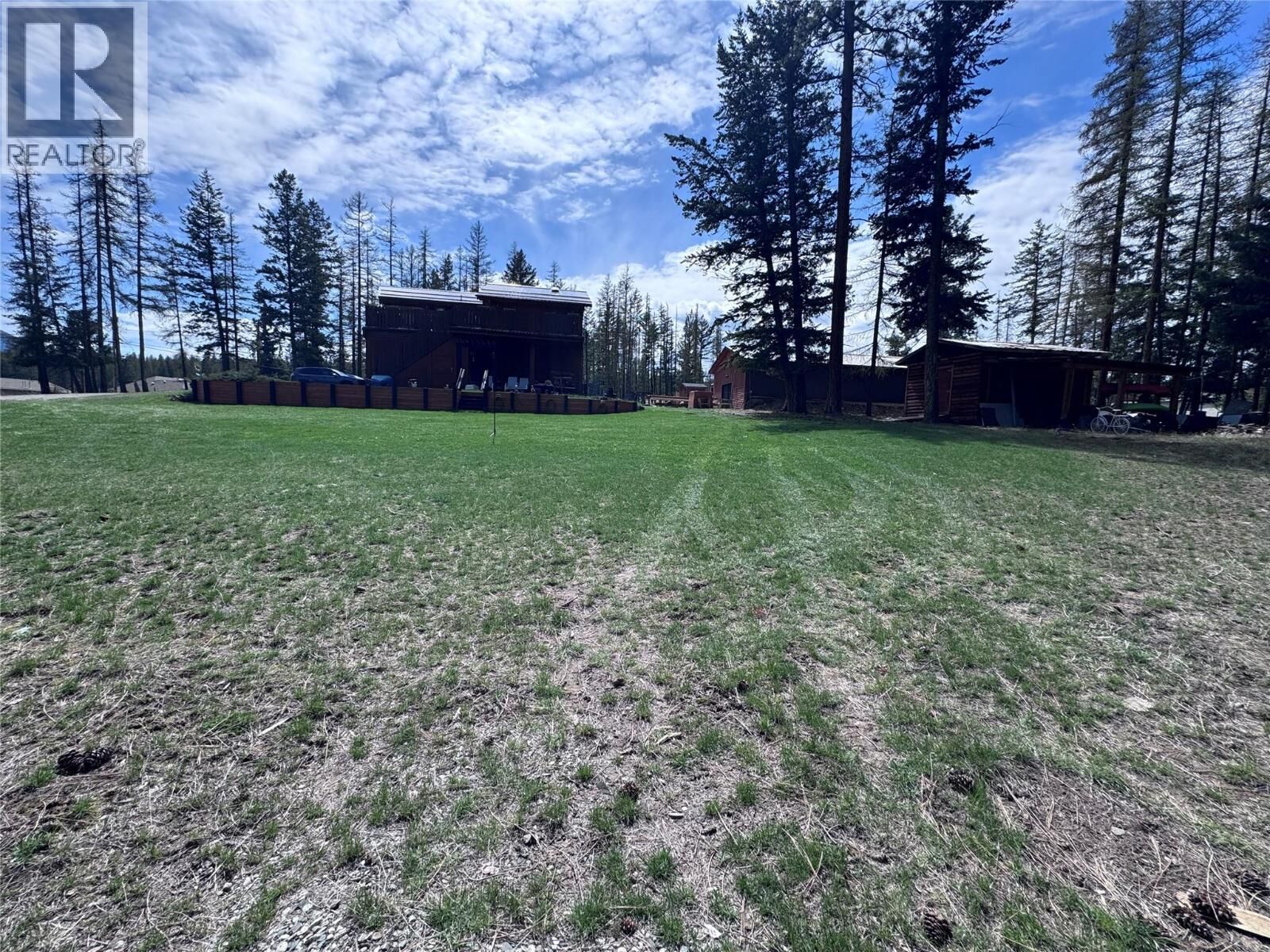 Property Photo: 1605 24th Avenue South BC V1C 6Y8