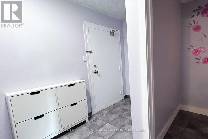 Property Photo: 1096 Jalna Boulevard 119 ON N6E 3B8