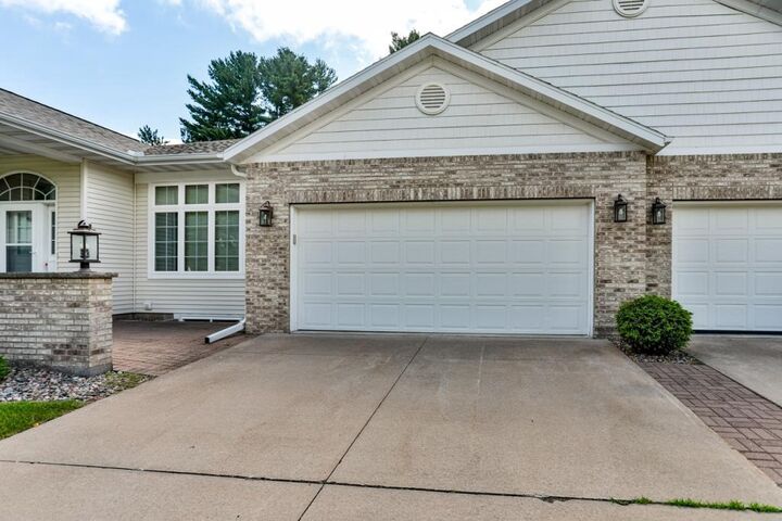 Property Photo: 927 Marquardt Road WI 54403