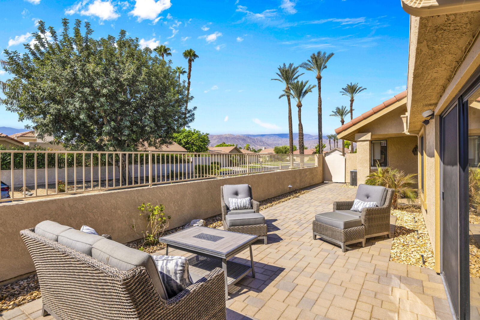 Property Photo: 103 Verde Way CA 92260