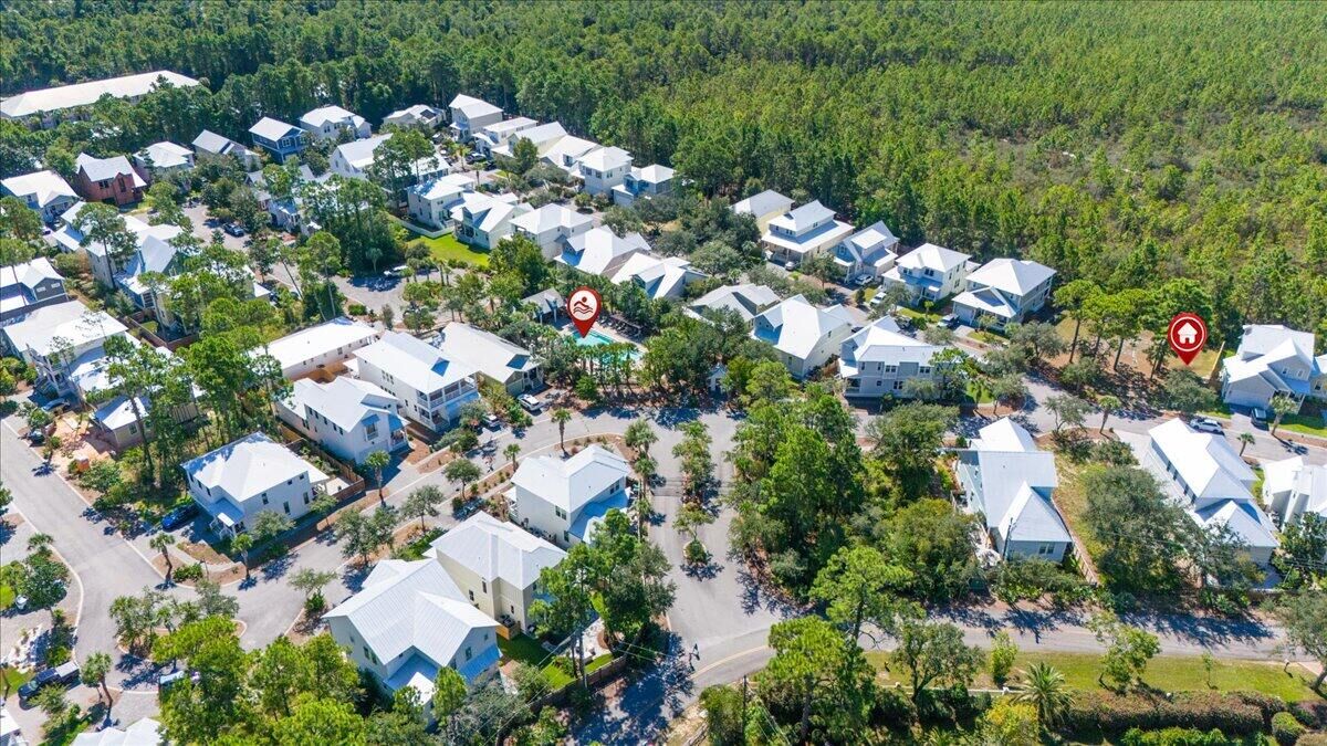 Property Photo:  39 Daylily Court  FL 32459 