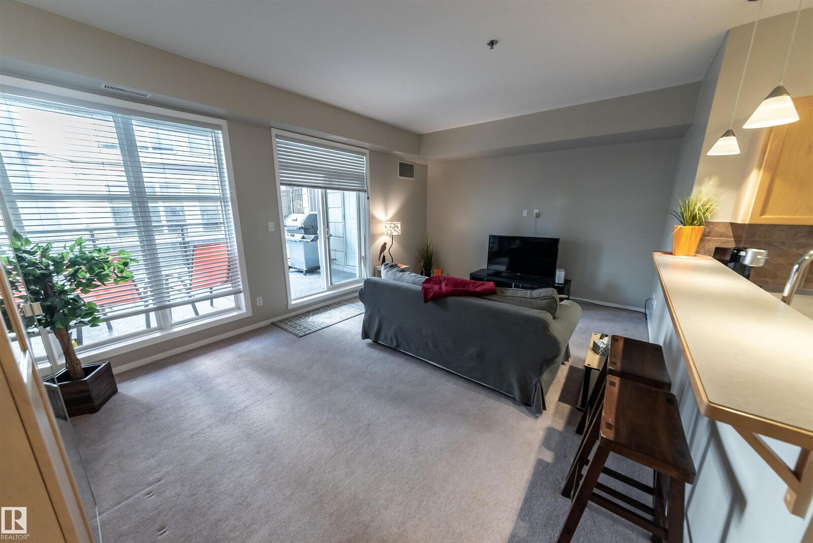 Property Photo: 4827 104A Street NW 150 AB T6H 0R5