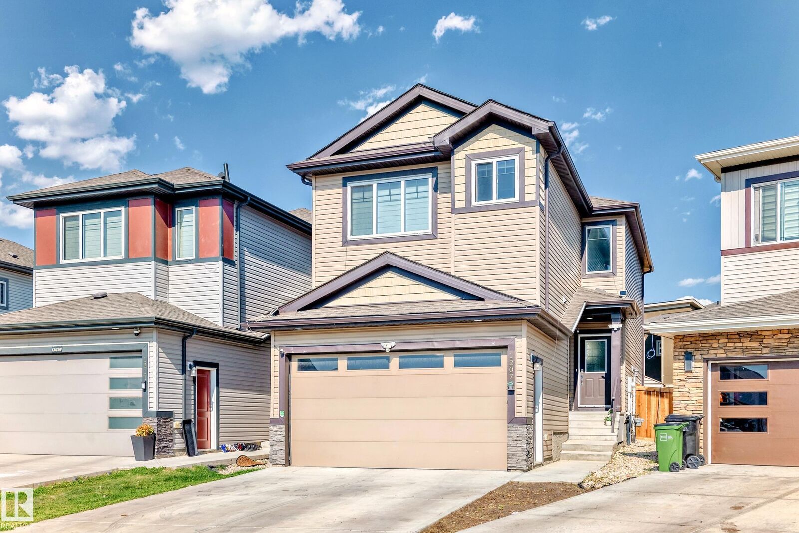 Property Photo: 1207 24 Street NW AB T6T 2M7
