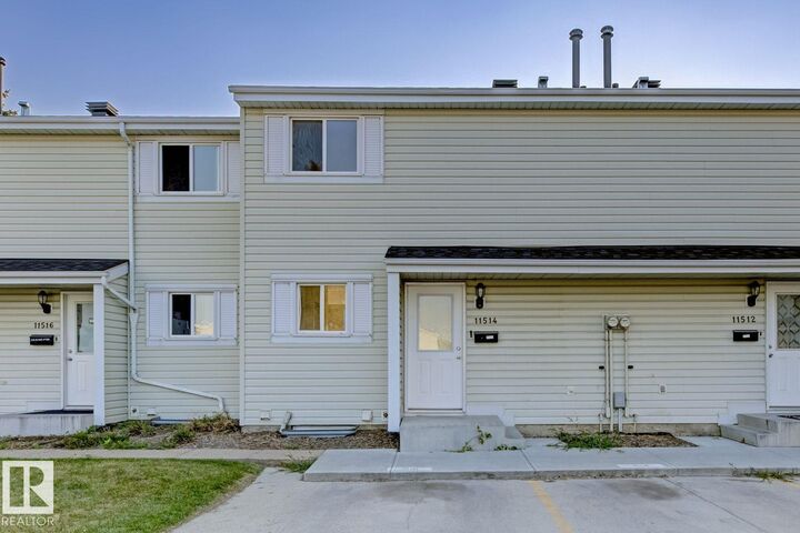 11514 139 Avenue NW  Edmonton AB T5X 3L4 photo