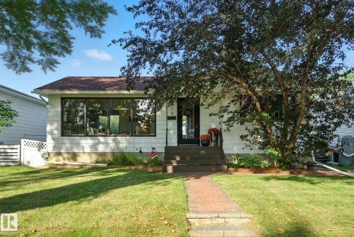 9016 88 Street NW  Edmonton AB T6C 3J6 photo