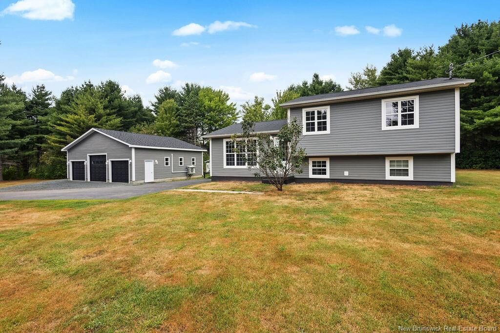 Property Photo: 31 Flett Crescent NB E1V 4H7