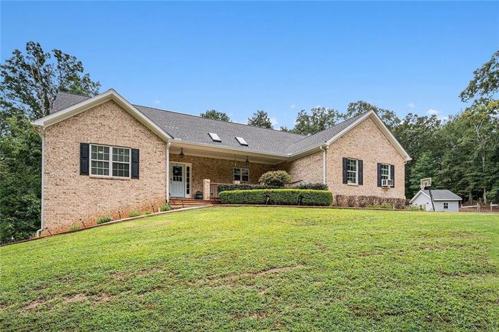 Property Photo: 3300 Rogers Road GA 30252