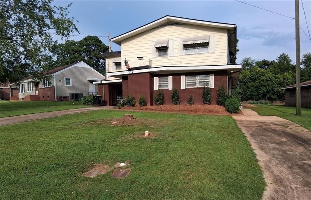 Property Photo: 312 Magnolia Avenue GA 30286